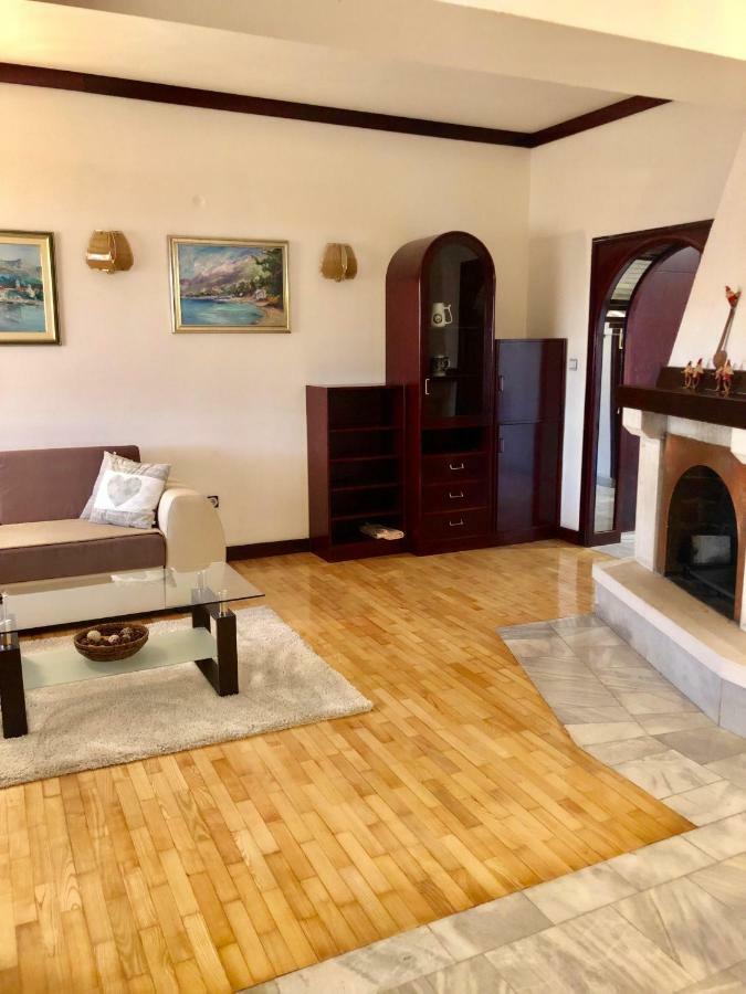 Sea View Family Apartment Baška Voda Esterno foto